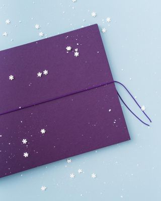 LISTOPAD 💜❄️ \ Už je tady! Období na poslední chvíli kupovaných dětských zimních bot, opatrných ranních běhů na náledí,...